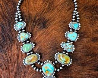1010 Stunning Russell Sam Native American Turquoise Necklace with Navajo Pearls