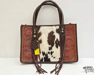 5306 NEW Klassy Cowgirl Tooled Cowhide Hangbag