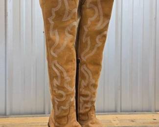2004 Liberty Black Knee High Allysa Nubuck Miel Boots