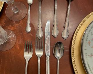 "Reflection" silverplate flatware service for 6