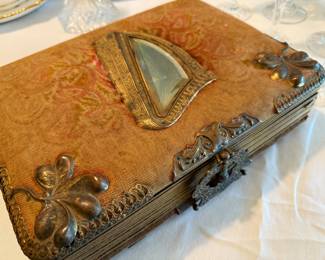 Victorian Photo Album 