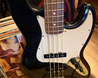 Fender Bass