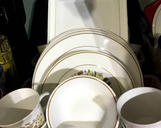 Vintage Correll Dinnerware