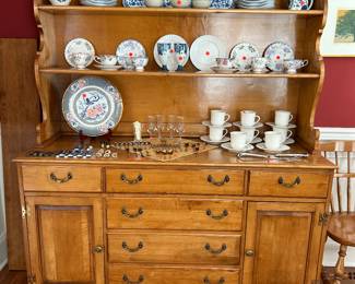 Hard Rock Maple Hutch. Stunning! 