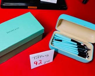 Tiffany Makeup brushes