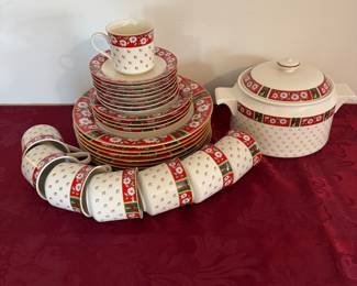 30 piece set Charlton Hall, Christmas china