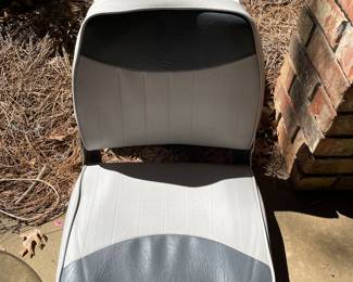 Boat seat