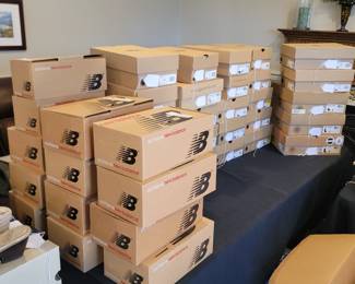So many New Balance Shoes