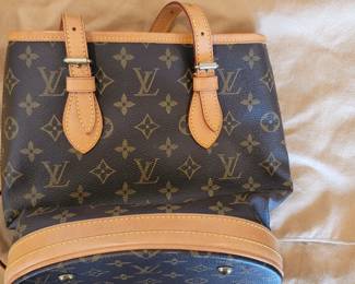 Louis Vuitton purse
