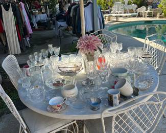 So many dishes