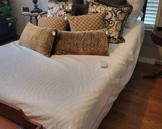 Tempur-Pedic Bed