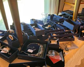 Swarovski table