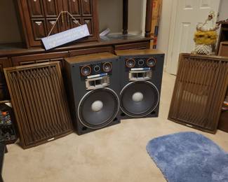 Vintage Kenwood stereo system with the original boxes. This will be sealed bid and sold as one unit.