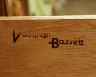 Vaughan Bassett bedroom set