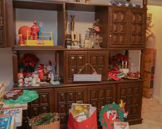 Vitage hutch