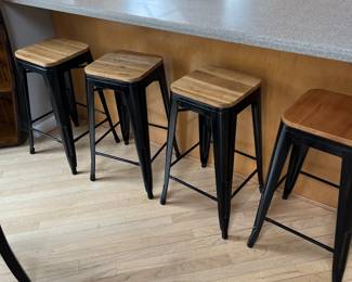 4 counter /bar stools 