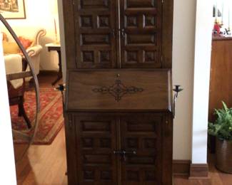 1960 Drexel Heritage Spanish desk
