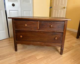 Very old low wooden dresser Belonged to great grandmother 
38X25X18