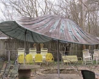 Patio Umbrellas from Memphis Holiday Inn that was located at Hwy. 51 & North Watkins