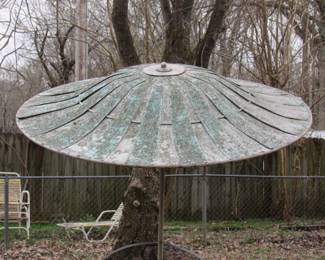 Patio Umbrella from Memphis Holiday Inn