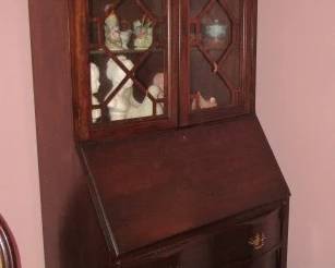 Mahogany Secretary w/Bookcase Top