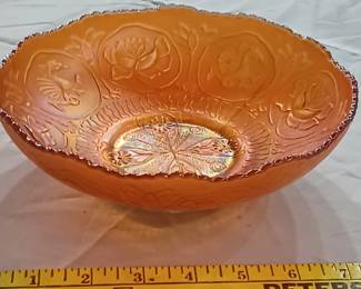 Early FENTON carnival glass bowl w dragons and lotus flowers. 