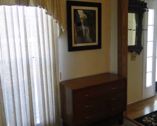 Classic pieces, versatile in any room and for any function