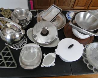 Vintage casserole in white, and serving pieces, and baking pieces as well