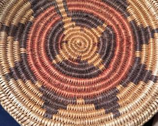 Gorgeous Navajo Basket...