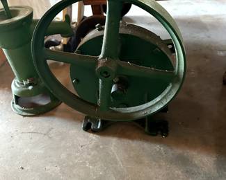 Hit and Miss Motor