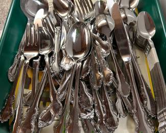 Community silver plate flatware , full set