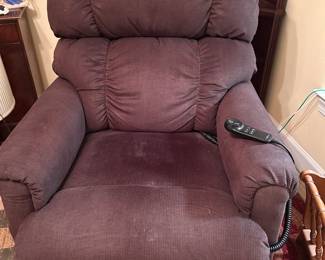 recliner, much more, like new
