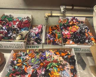 Lots of hair bows