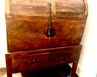 Old west mesquite wood rustic trunk table