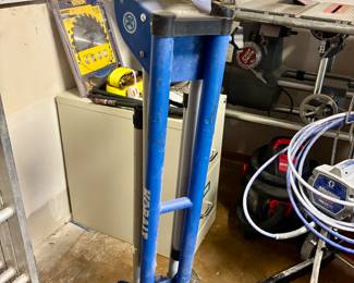 Cobalt miter saw stand