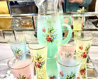 Blendo floral pitcher set