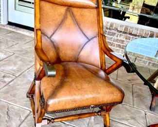 Set of 4 chairs