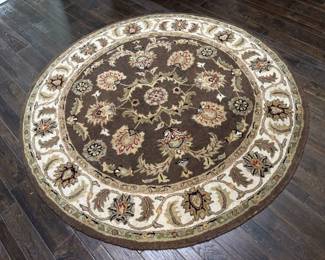 51/2 ' round olive green rug