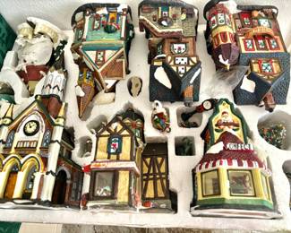 Grandeur Noel Collector's Edition village