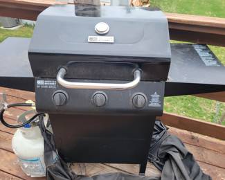 AMERICAN GOUREMT GRILL BY CHAR-BROIL - PROPANE