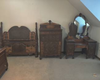 Antique bedroom set