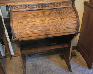 SMALL ROLL TOP DESK