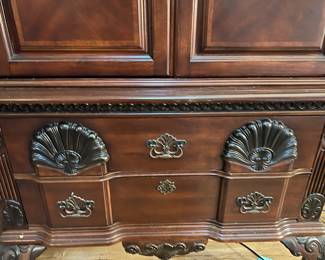 Kathy Ireland ‘Bedroom Furniture': Armoire