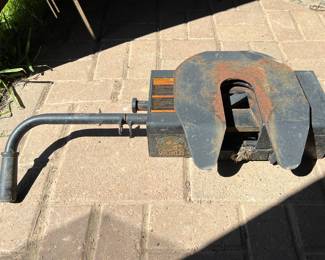 5th Wheel Trailer Hitch with Slider