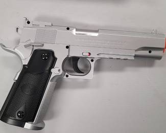 Airsoft 1911 replica co2 pistol