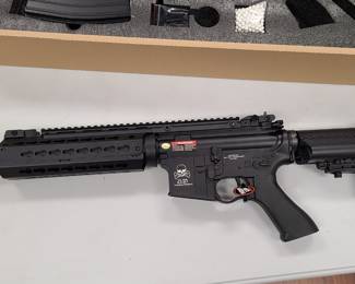 Full Metal replica  M4 Airsoft AEG