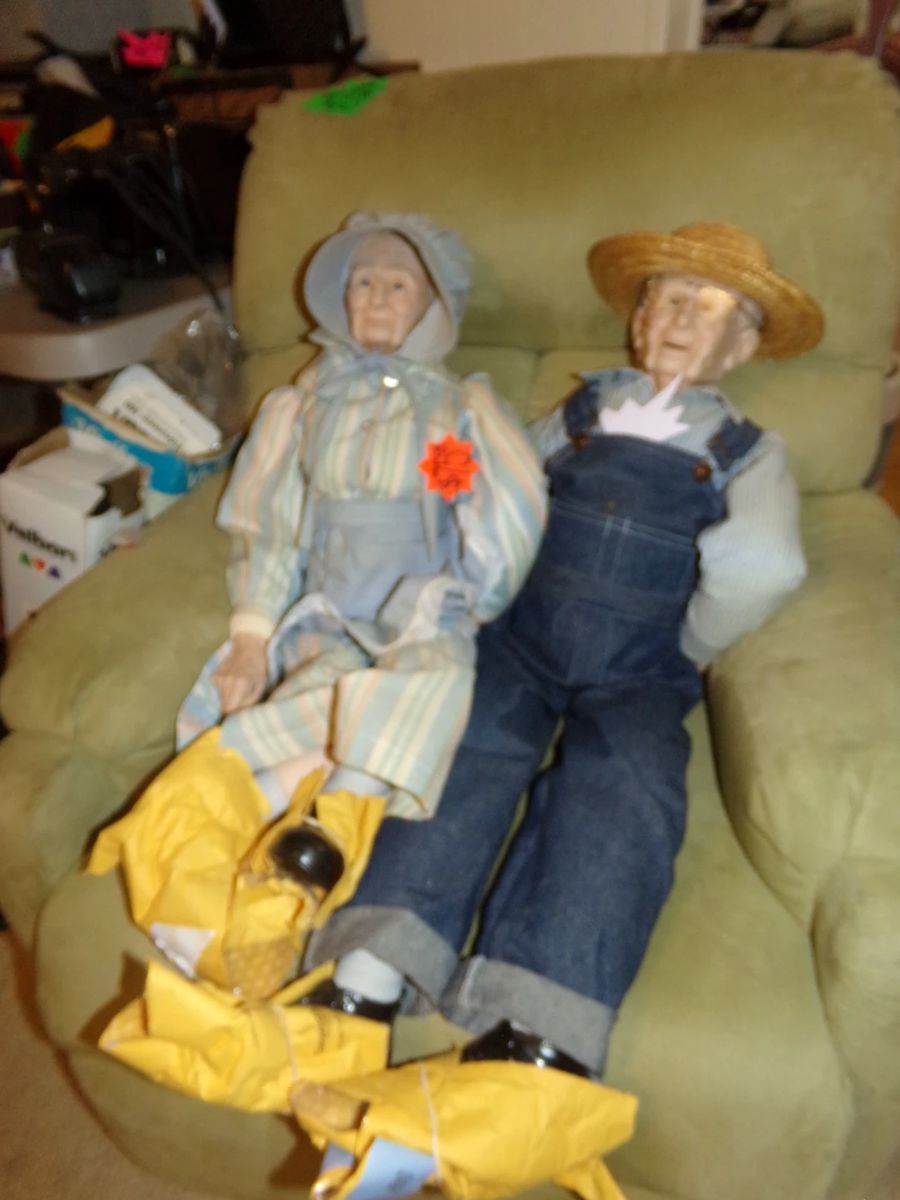 Grandmaw and GrandPa Large Dolls with all the pieces