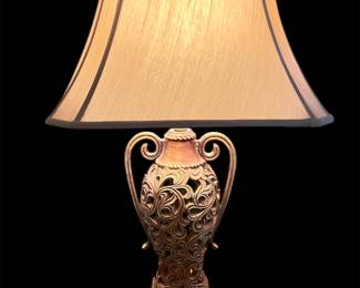 Set of 2 large lamps 