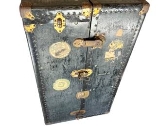 VTG R.H. Macy Wardrobe Trunk