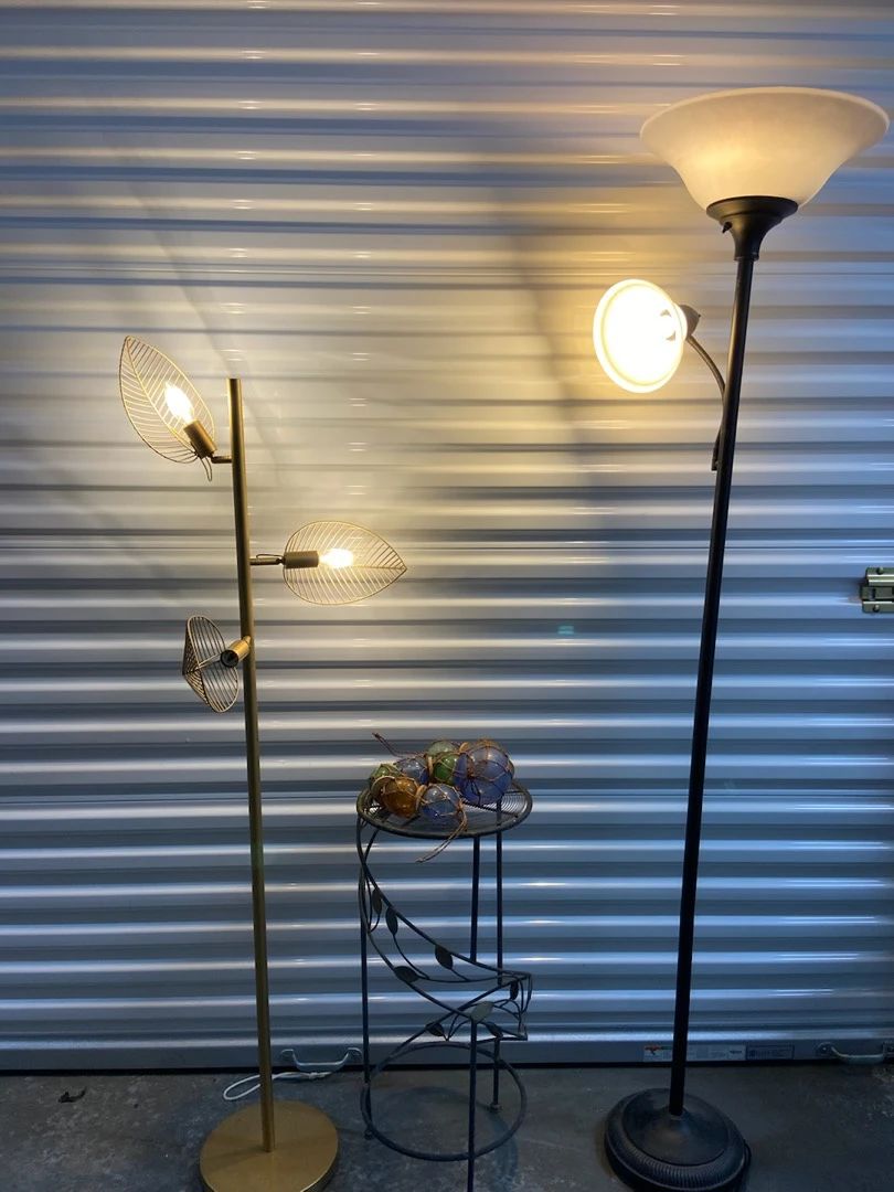 2 Standing Lamps With Plant Stand